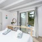 Ifigeneia Villa *