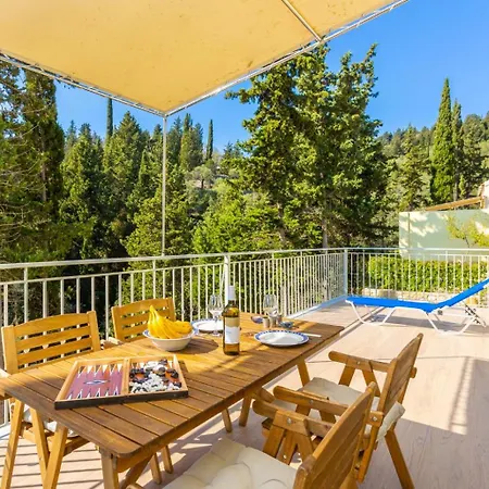 Ifigeneia Villa Gaios