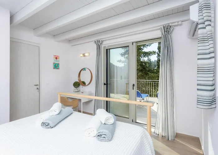 Ifigeneia Villa *